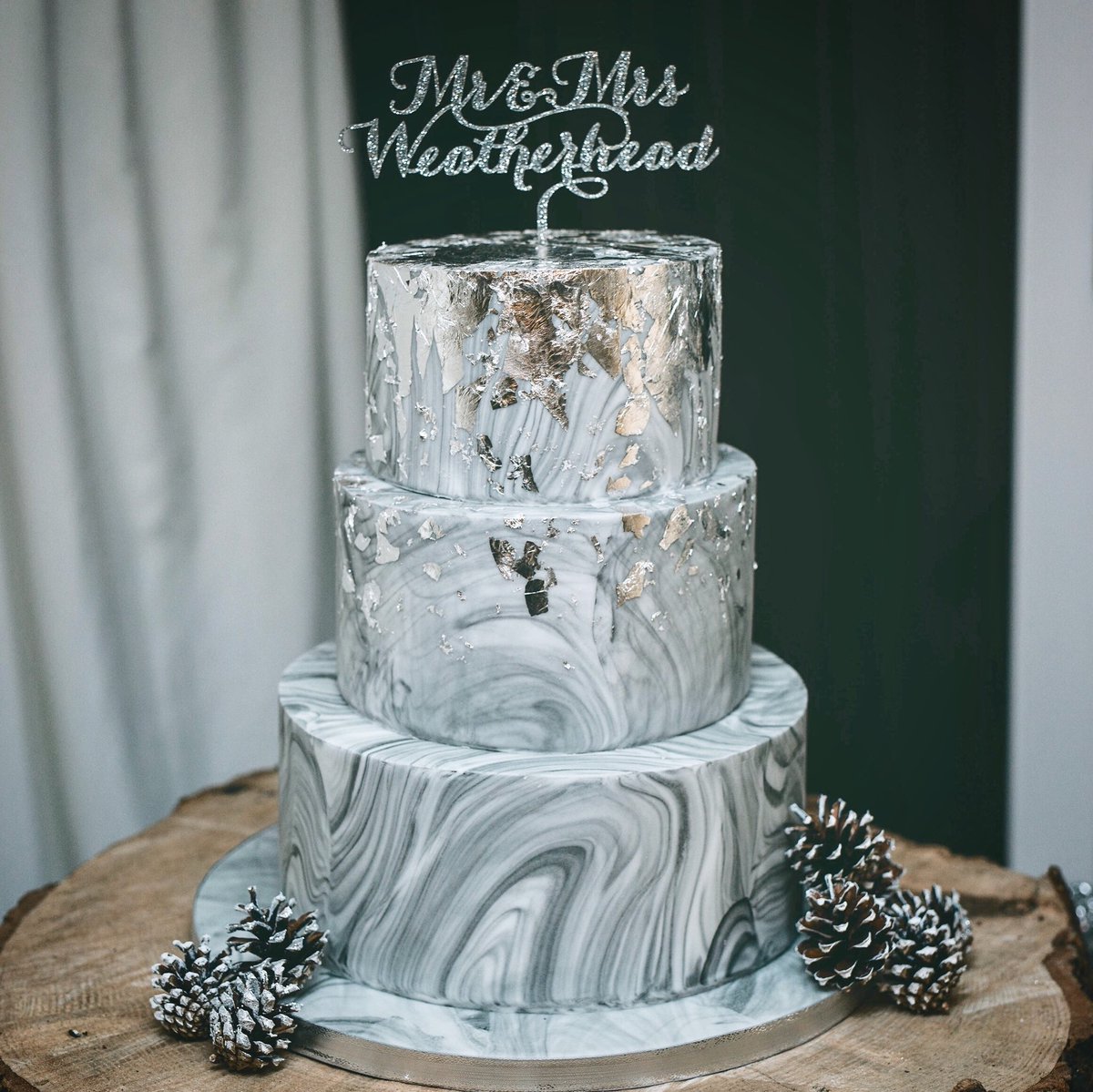 Simplistic and bold marble #weddingcake for the lovely Mr and Mrs Weatherhead <a href="/PrioryCottages/">Priory Cottages</a> last December #winterwedding #marblecake #bespoke #weekend