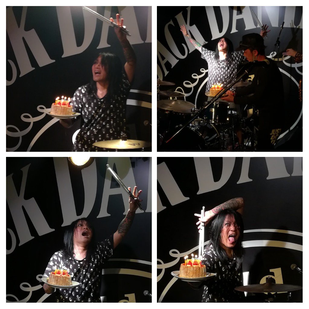 Yakopixx_71's tweet photo. 🎊🎂Happy Birthday🎂🎊
🌻🤘Mr.HIMAWARI🤘🌻
#HIMAWARI #ヒマ誕
#SEXXXXX #LADIESROOM
#tokyospandixxx #DUSTER3 https://t.co/rKWjpzY6LF