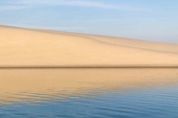 Voyage_Way's tweet photo. KHOR AL ADAID | Qatar

Dans le sud du Qatar, la mer s'enfonce sur plus de 20 kilomètres dans le désert. Le résultat ? Des paysages à couper le souffle ! 

https://t.co/1bD8tPGNYb 
#Qatar #voyage https://t.co/xZMp3LwjAD