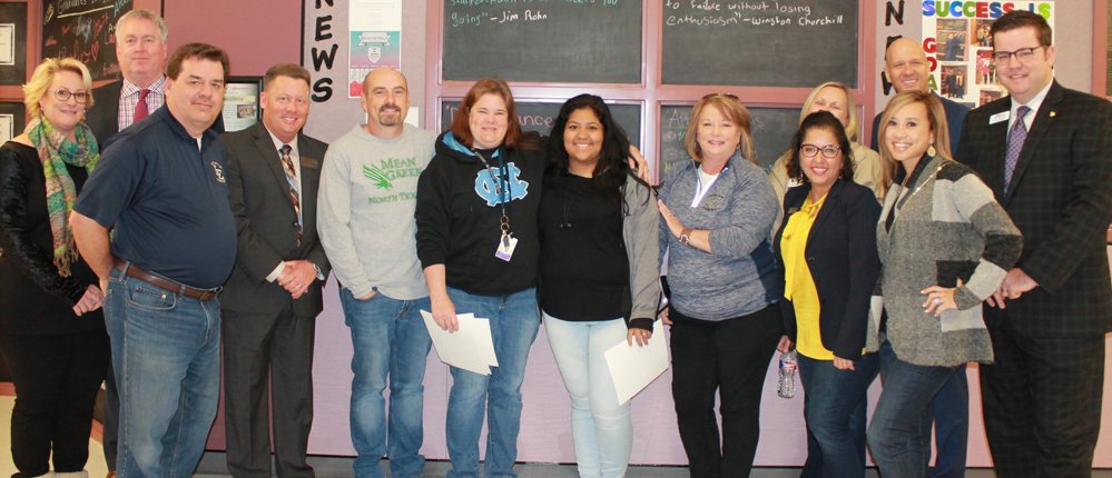 Congrats to AIMS/GOALS teacher Kristy Holberg! She is the recipient of our Lobo Honors award! Thank you Alicia for writing such a beautiful letter. #loboproud
