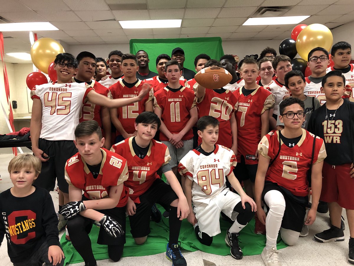 8_parr's tweet photo. I #CU Future Coronado Mustangs! https://t.co/0AOd2d7Svd
