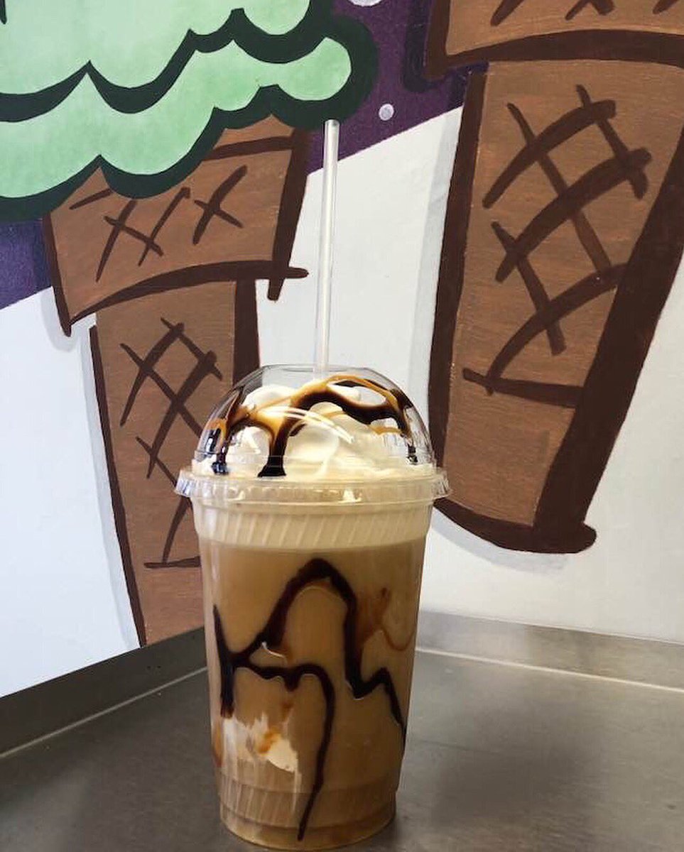 ‼️SPECIALTY FLAVOR ALERT‼️ Our flavor of the week is Cold-Brewed Caramocha 😍 Cold-brewed coffee ice cream loaded with nuggets of fudge and smooth, rich salted caramel ribbons. Try it in one of our Cold-Brewed coffee floats for an extra satisfying experience! 🍦