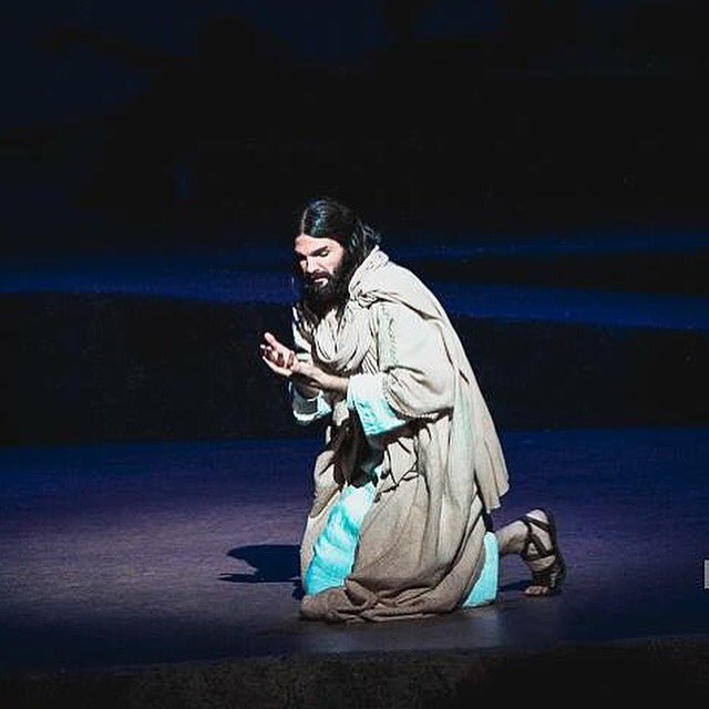 mike_massy's tweet photo. ✨💥Magnifique dernière pleine d'émotions hier soir à Strasbourg ! 🇫🇷
__________________________
Photo credit: Julien Vachon
__________________________
#strasbourg #dernière #spectacle #dernierspectacle #pascalobispo #christophebarratier #mikemassy #zenith #zenithstrasbourg https://t.co/fZ8cK0ooh5