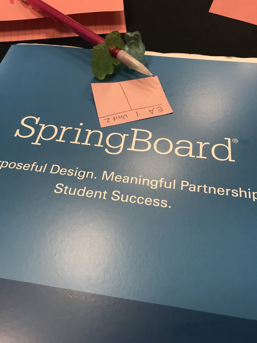 janellemusick's tweet photo. @dougSBoard Gummy Bear Collaboration at #SpringboardPL in Atlanta! These bears have rigor, relevance, and relationships! #Podalmighty https://t.co/VRrWHqHuY6
