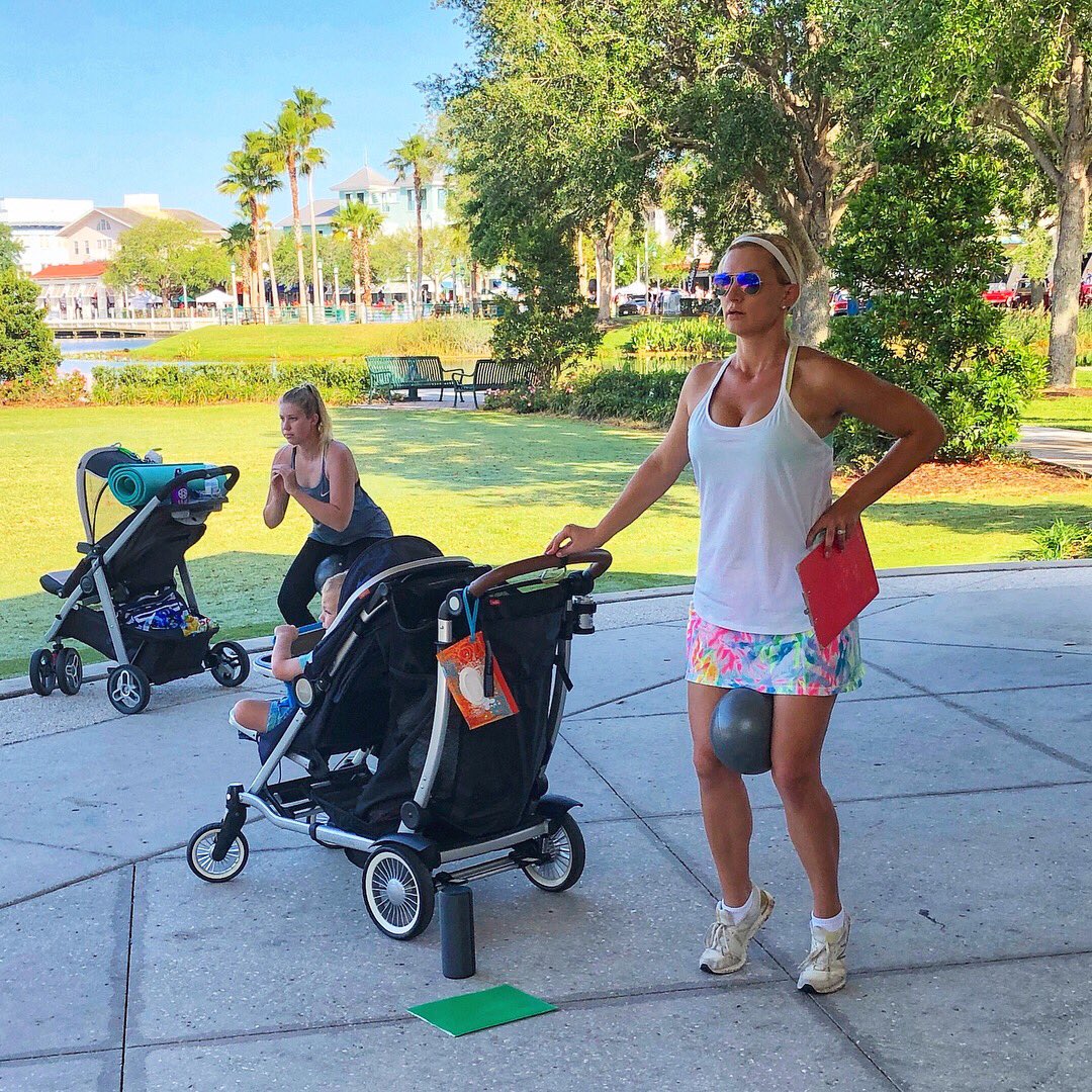 Maura_Lynn1's tweet image. Weekend workout vibes. #weekendvibes #Workout #StrollerStrides #FitMom #FIT4MOMCelebration #FIT4MOM #disneymom #themotherhoodisreal #strengthinmotherhood