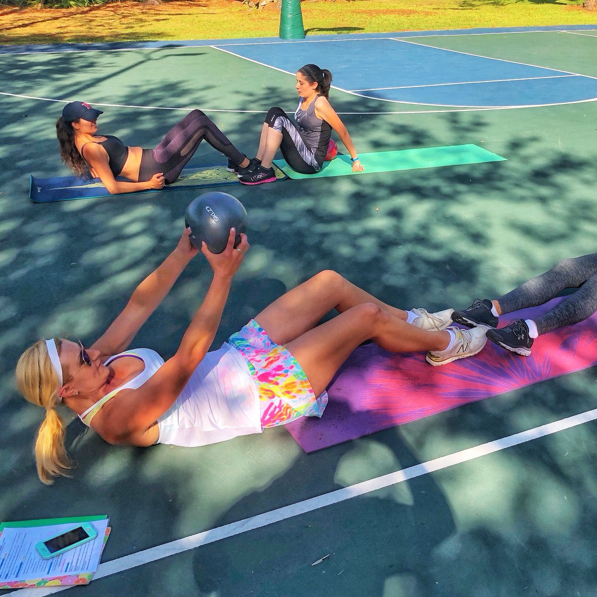 Maura_Lynn1's tweet image. Weekend workout vibes. #weekendvibes #Workout #StrollerStrides #FitMom #FIT4MOMCelebration #FIT4MOM #disneymom #themotherhoodisreal #strengthinmotherhood