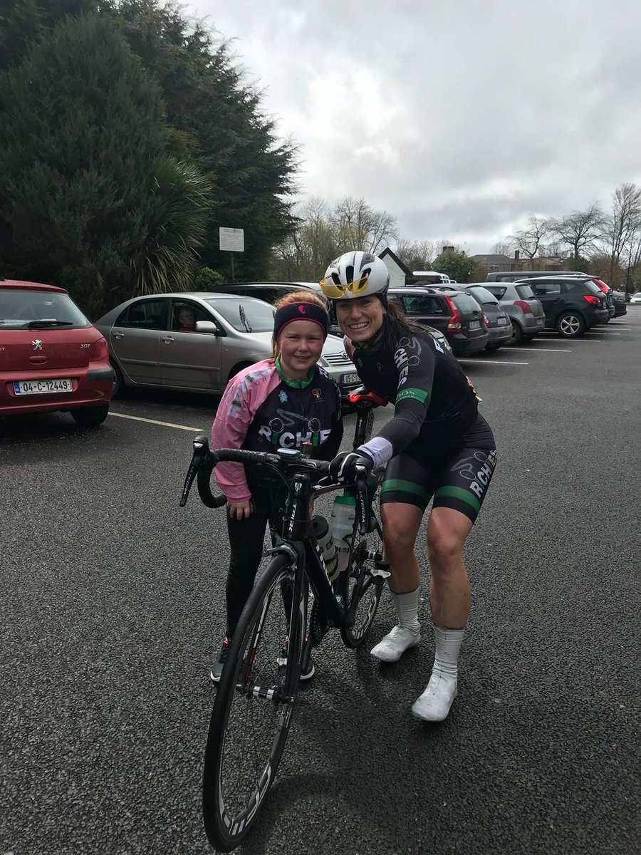evemccrystal's tweet photo. Thank you @blarneycc for a great event and challenging course! Nice to win ...just! Up the road with my buddy Katharine Smyth who nearly killed me 🙈 Apologies to miss presentation long road home #NRS2018 https://t.co/Oyuebf9dNm