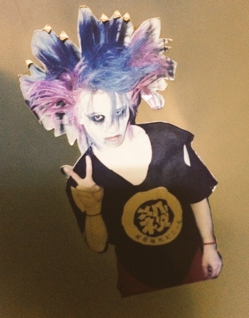 vivconduit441's tweet photo. F**k,he is still there at my parent’s lol 実家にまだいた、社長ww #crazyskb #sataugaienkavinyl #japanesepunk #殺害塩化ビニール #moudoku https://t.co/8fm7bENvz3