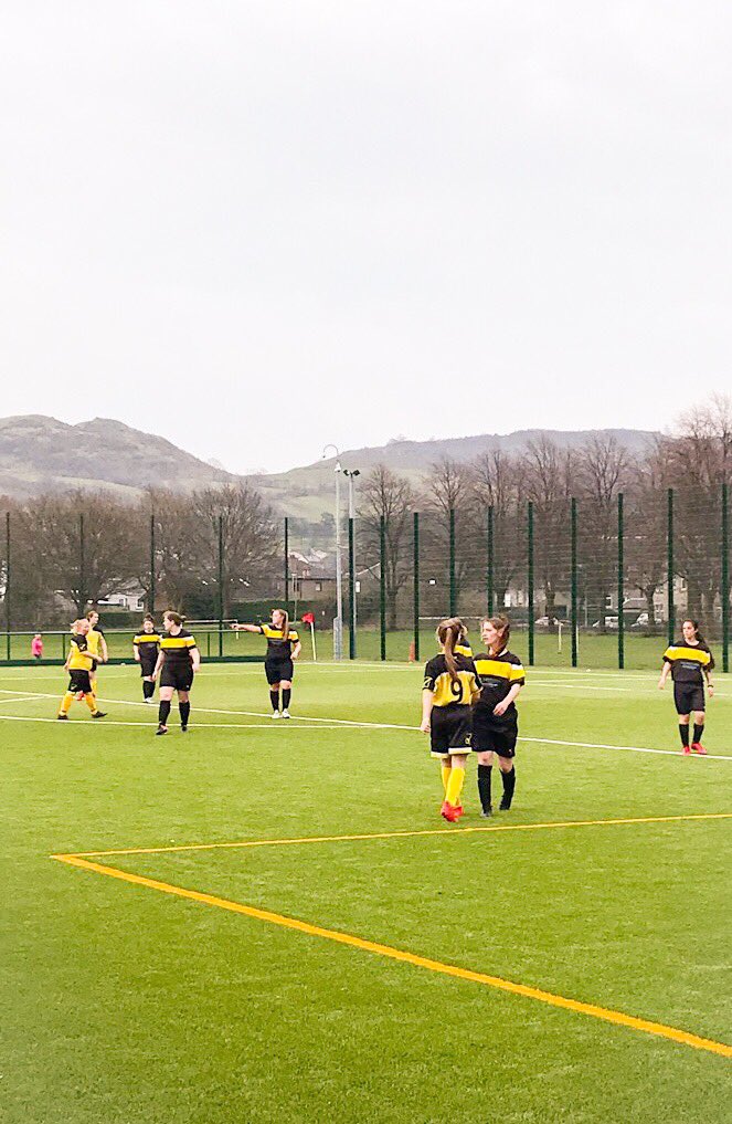 Another tough game for the ladies today but with another win and another 3 points on the board, things are looking good at the start of the season ⚽️😄 DUMBARTON UTD 3-1 Pollok 👍🏽

Scorers - @Muirinnslaven1 x2 and Christie 👏🏼

#TogetherAsOne 🐘💛🖤