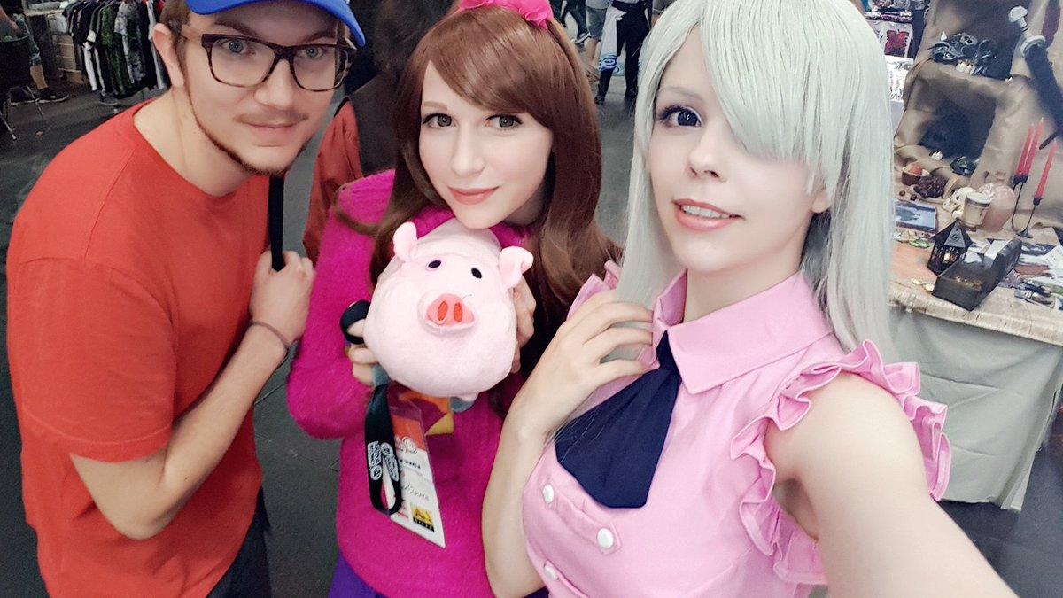 Had a great day at #AustriaComicCon today with friends ^0^