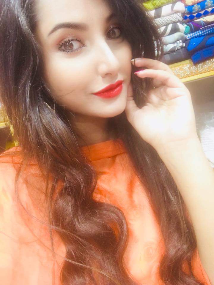 FarinOfficial's tweet photo. I'm hotter than your ex🔥🔥😂 ❤️❤️❤️ https://t.co/GwXGQMF3vY