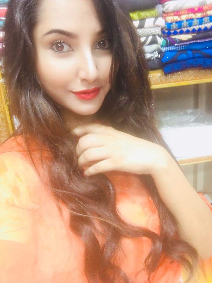 FarinOfficial's tweet photo. I'm hotter than your ex🔥🔥😂 ❤️❤️❤️ https://t.co/GwXGQMF3vY