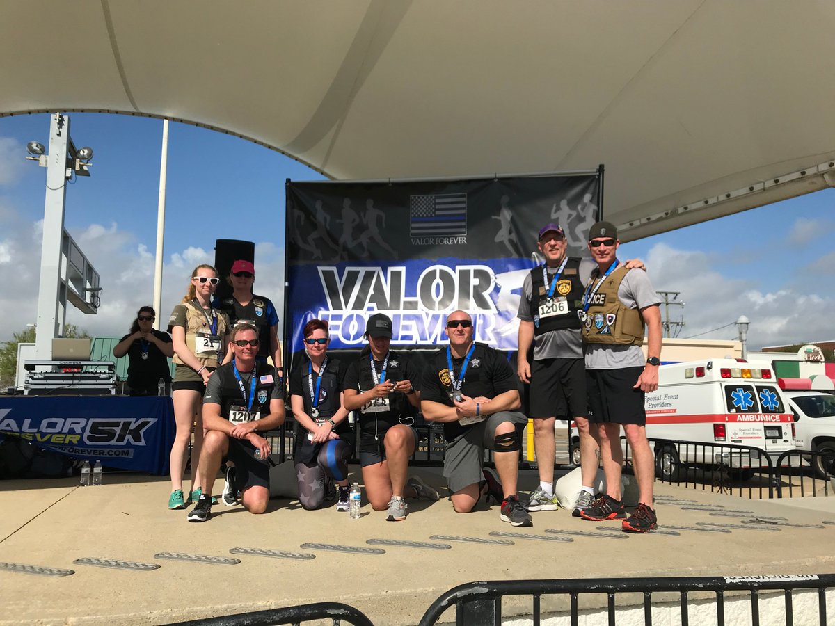 BillDeSteph's tweet photo. Honored to run with Law Enforcement United in the Valor Forever 5k today. #ProjectActiveArmor https://t.co/T8SXB1lZVw