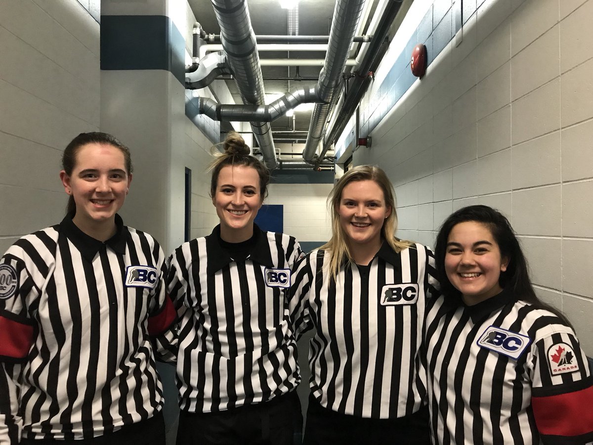 BCHockey_Refs's tweet photo. Female officiating crews at the #U16U18IDCamp Hosted by @BCHockey_Female https://t.co/FSodvqmyRX