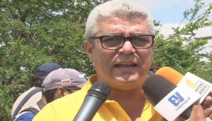 Brand_TOfficial's tweet photo. QUE VIDA TAN dura esta llevando @DipMarquina Quedó al descubierto las mentiras de Alfonso Marquina y su supuesta preocupación por Venezuela, Alfonso Marquina critica la situación del país mientras se da la gran vida, en un resort en algún lugar paradisíaco del mundo, con su https://t.co/Z4jvBGM7lU