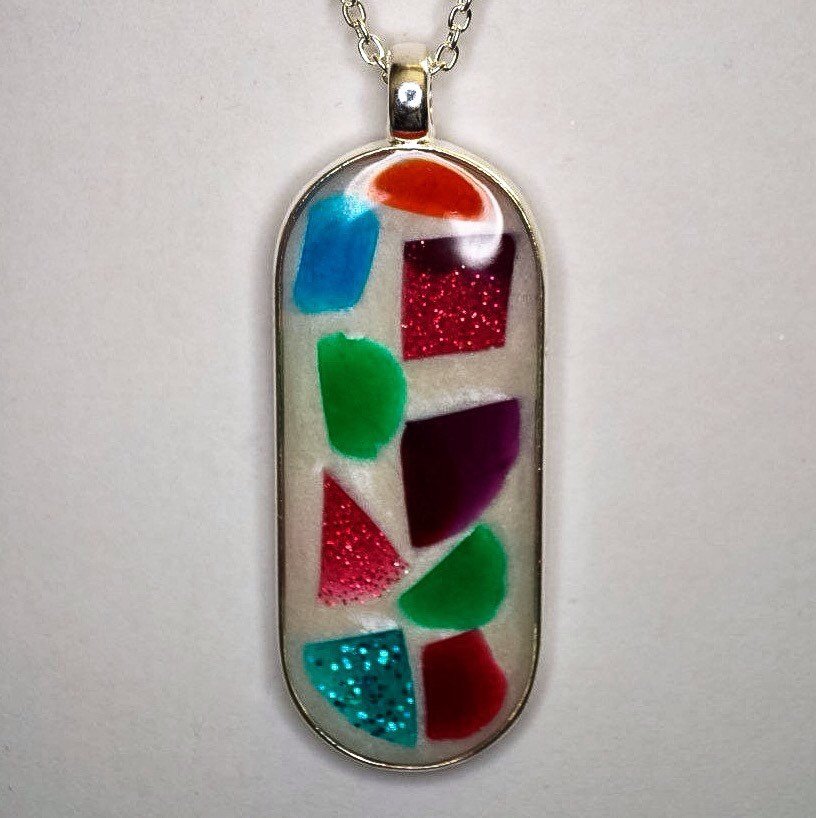 jewelrymandave's tweet image. Retweeted BeadsofCreation (@BeadsofCreation):

Mosaic Jewellery, Geometric Necklace, Resin Pendant, Rainbow Necklace, Unique Gift For Mom From Daughter,  Best Friend Present tuppu.net/f905d6e6 #Etsy #BeadsofCreation #MosaicPendant
