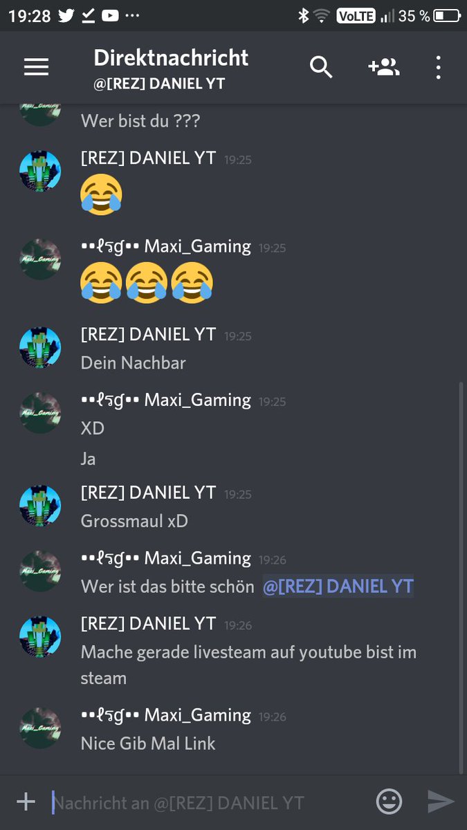 Maxigaming9's tweet image. XD wenn man versucht mich zu Pranken @TMSPlays @Paanti1  @YTGoClash und wer wird gewinnen wer wird als erstes 3k haben