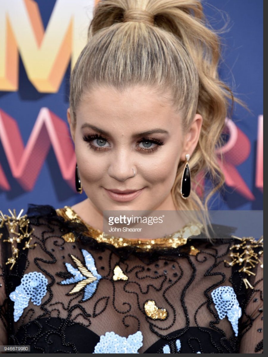 LA__FanClub's tweet photo. Our girl @Lauren_Alaina looking stunning on the #ACMAwards red carpet! Can’t wait to see her take the stage tonight! 🎶 https://t.co/XQcHyhRX8W