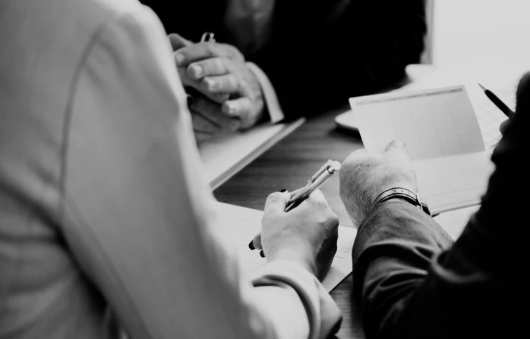 ScottRStorick's tweet photo. Meeting with a #philanthropy #donor can be nerve-wracking — after all, you're trying to convince them to give you #money! — so follow these tips to help nail down the "Dos" and "Don'ts" of meeting with a donor https://t.co/6Xe3cLVE9T https://t.co/HHeEuuodj2