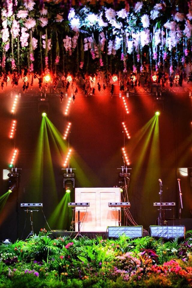 joelightboy's tweet photo. Rock stat of weddings Victor Cervantes lit it up this weekend for a lucky couple in Cartenga Colombia with over 90 @ChauvetDJ fixtures including #COLORbands and #SlimPARs. https://t.co/ZoU3v1FkkE