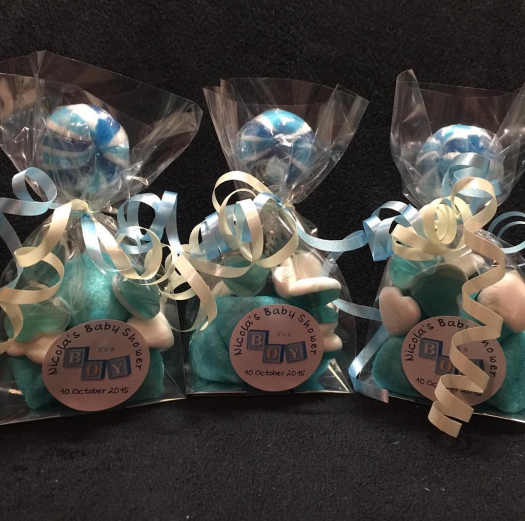 Dottys_Sweets's tweet photo. Cute sweet favour bags for a baby shower. #dottyssweets #sweets #yum #sweetfavours #babyshower #party #celebration #blue #babyboy #personalised #london #stanmore #harrow #barnet #stalbans #radlett #watford #christening #wedding #birthday #bigbirthday #gift #thankyou https://t.co/gXJooV1kQp