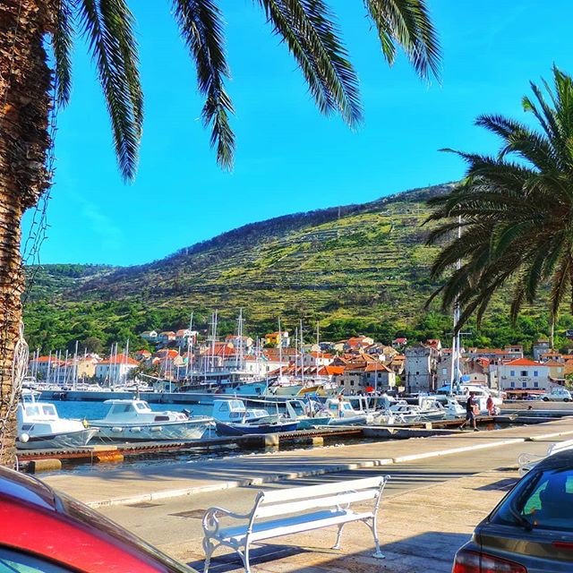 Reposting @2activelife:
How about trip to Vis for holidays?! 🐟🌴🏝 #croatia #island #vis #summer #holidays #sea #boat #bluesky #nature #croatia_lovers #europestyle_