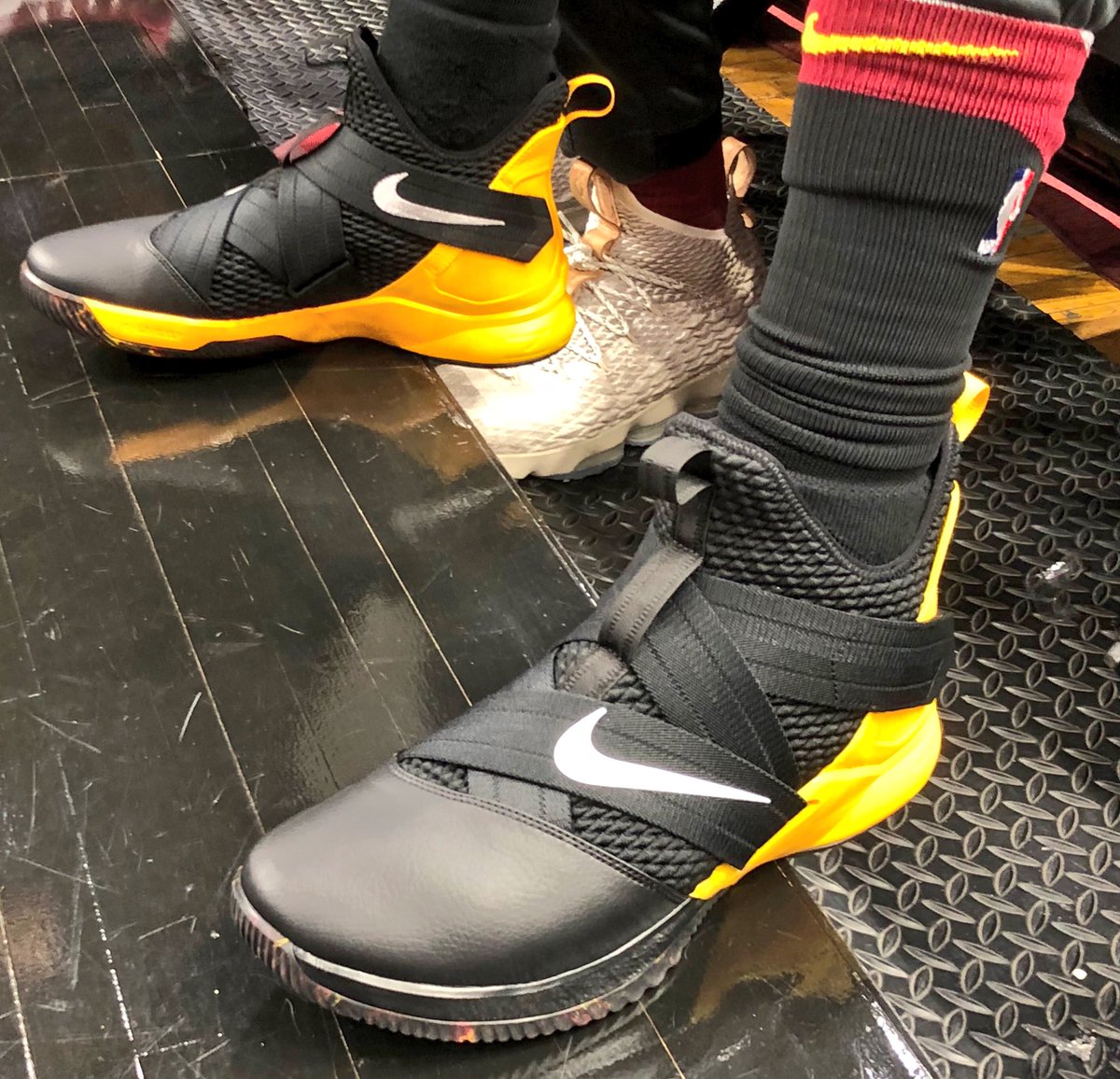 lebron soldier 12 all colorways