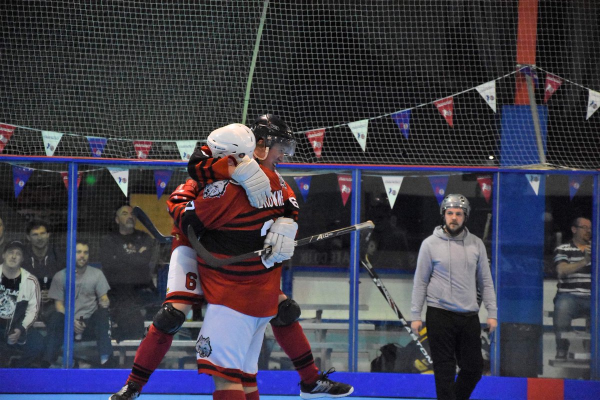 Nottingham Wolves tweet media