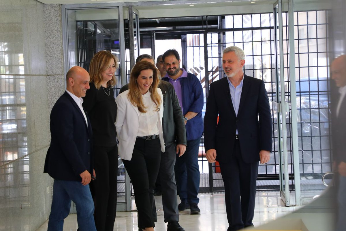 sleimanfrangieh's tweet photo. بدء الحلقة الاستثنائية عبر قناة @AlJadeed_TV https://t.co/7fxZZ86Mmn