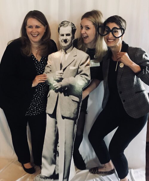 Maniac4SMedia's tweet photo. Look who we found at #prunch @MaristPRSSA @DrJenEden https://t.co/KUkNQck1hU