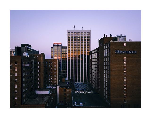 SkySnapImages's tweet photo. I love the reflection of the sunset in the central building 😍
#travel #sunset #drone #city #moodygrams #sunset_pics #dronestagram #cityscape #moody_tones #sunsets #dji #moody_nature #sunset_vision #dronephotography #citylife #photography #sunset_ig #… https://t.co/1bw9bCvWaI https://t.co/gp38QpL7ks