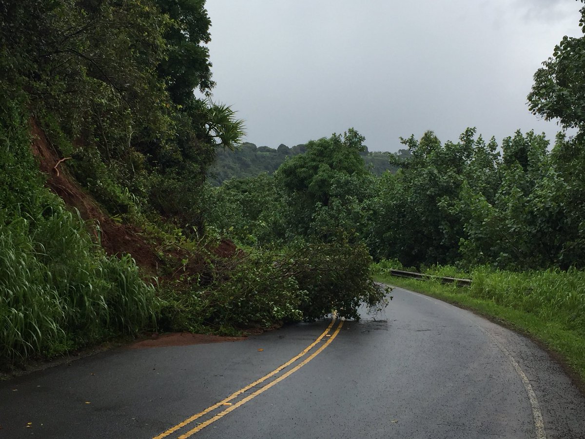 DOTHawaii's tweet photo. Kauai #hitraffic update: HDOT crews are working to clear Kuhio Hwy. There are a lot of areas to work on. Continue to monitor conditions. https://t.co/FXKn3r3HlS