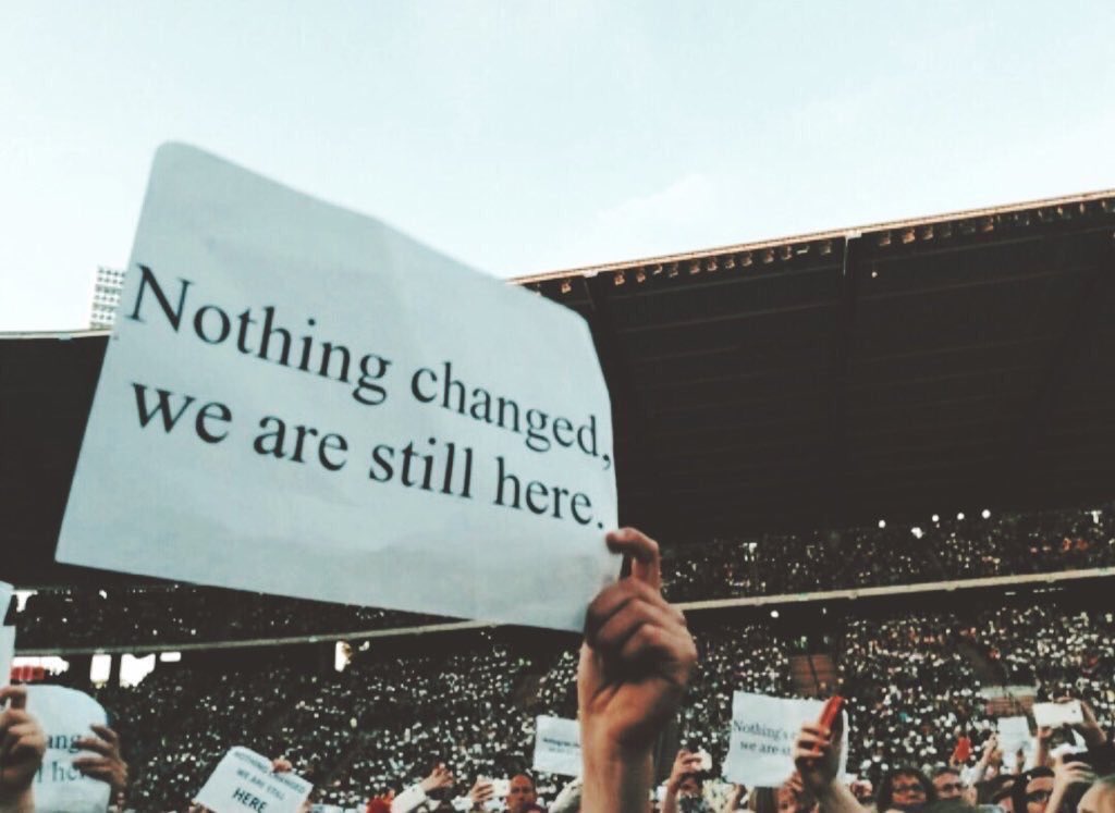 Megnbrges's tweet photo. Ok but when 1D do tour together again can we all make these and hold them up at some of their shows bc imagine their faces if we did #OneDirectionReunion https://t.co/fhI5K7Rx8E