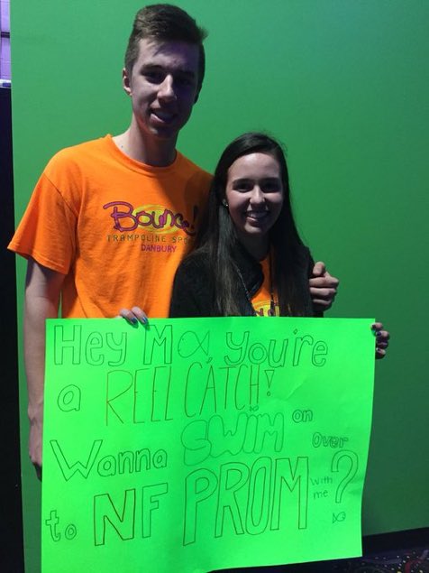 nfhsprom2018's tweet photo. Carlie and Matt (NM) are ofishially going to senior prom 🐟🐟🐟🐟🐟🐟 https://t.co/xyuucUjLc0
