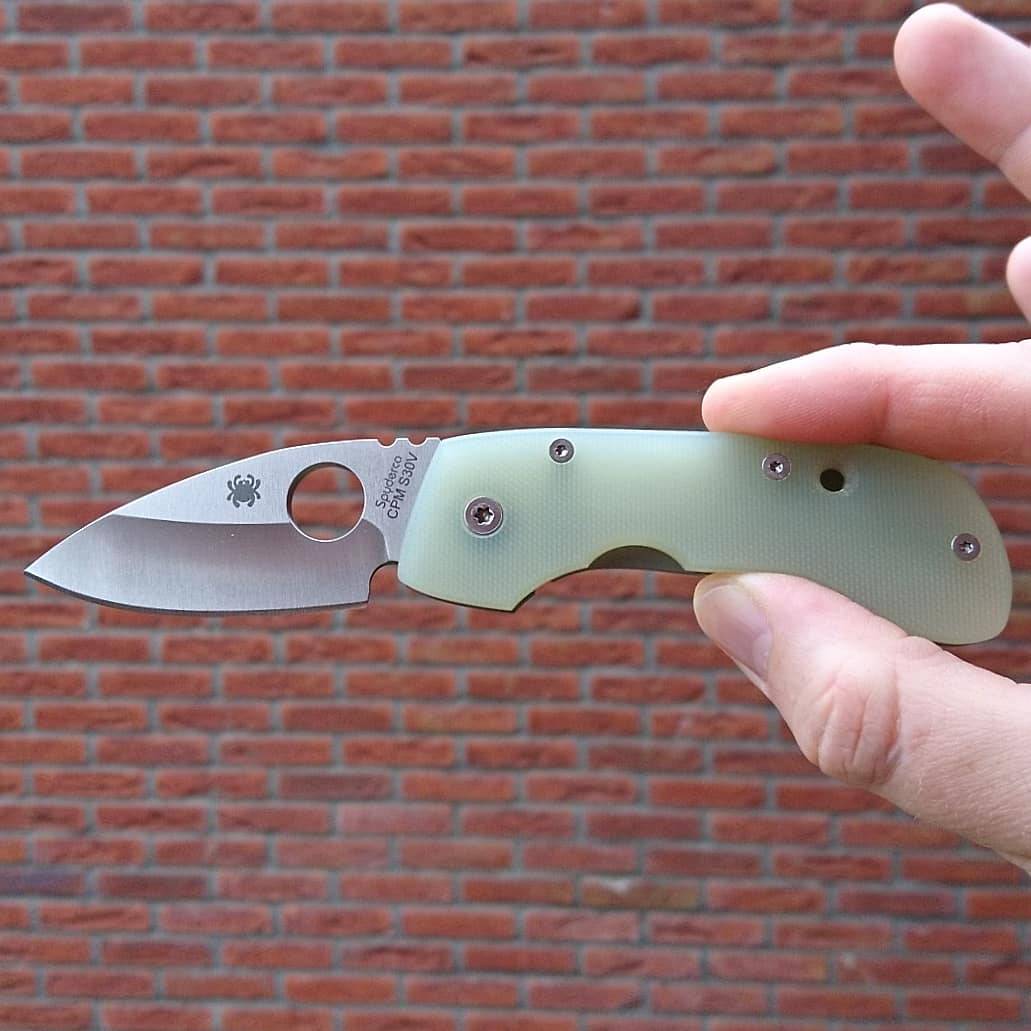 spydercollector's tweet photo. Spent some time this weekend with my #spyderco #kevinwilkins #leafstorm https://t.co/sdde31XJVM