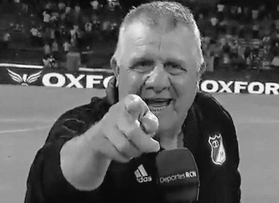 SomosLaIguaran's tweet photo. Agradecimiento infinito para #HugoGottardi que asumió con entereza la ausencia de su amigo, se echó el equipo al hombro y nos regaló la Superliga.
Todos los aplausos y respeto 👏🏼👏🏼 https://t.co/5XTWPEe5Sr