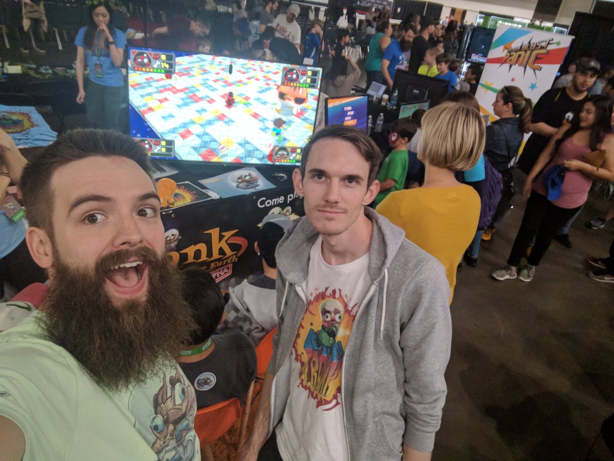 tinyphx's tweet photo. Day 2 at #minefaireLA with @MichaelKatic @KindaGoodGamers and @LizReddd! Hooray for live coding! https://t.co/nkp8FUWCV9