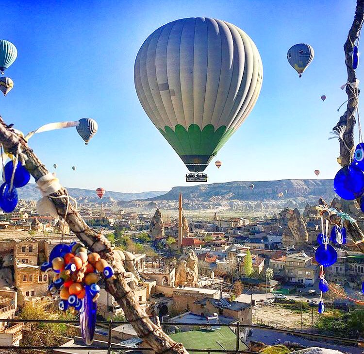 DiscoveryBalon's tweet photo. Fly 😍♥️🎈

⚜️Discovery Balloons - Cappadocia Turkey⚜️

https://t.co/KGiSP8RyKz https://t.co/NhPGsPlXLe
