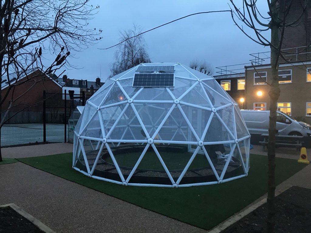 BiodomesUK's tweet photo. #Biodome #Earlsfieldprimaryschool #wandsworth #healthyeating #stemlearning https://t.co/DhC4HCtb7G