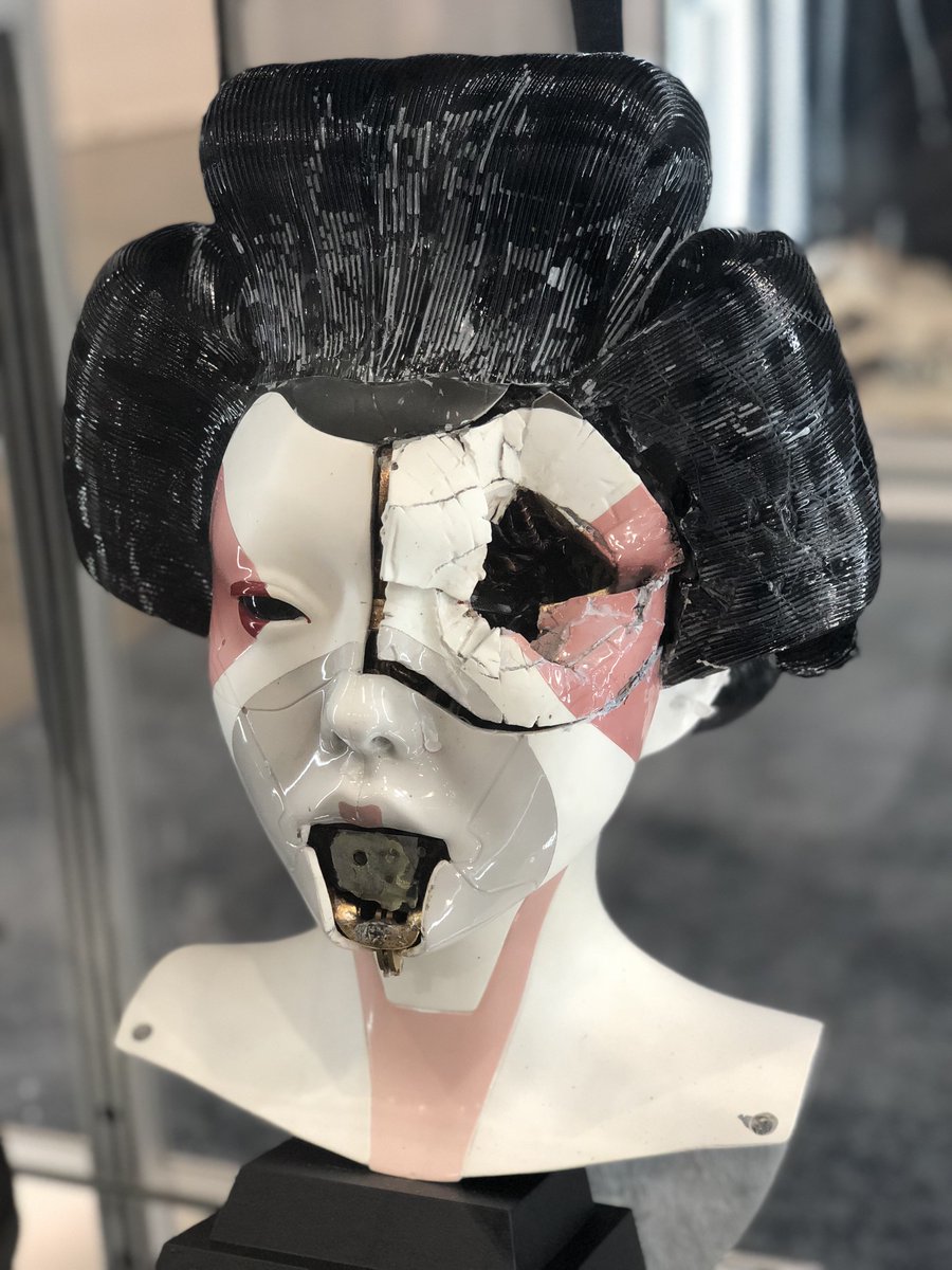 propstore_com's tweet photo. Close up of the #GhostInTheShellAuction Post Attack Geisha Head on display at our booth! #Monsterpalooza https://t.co/W3BPCue697