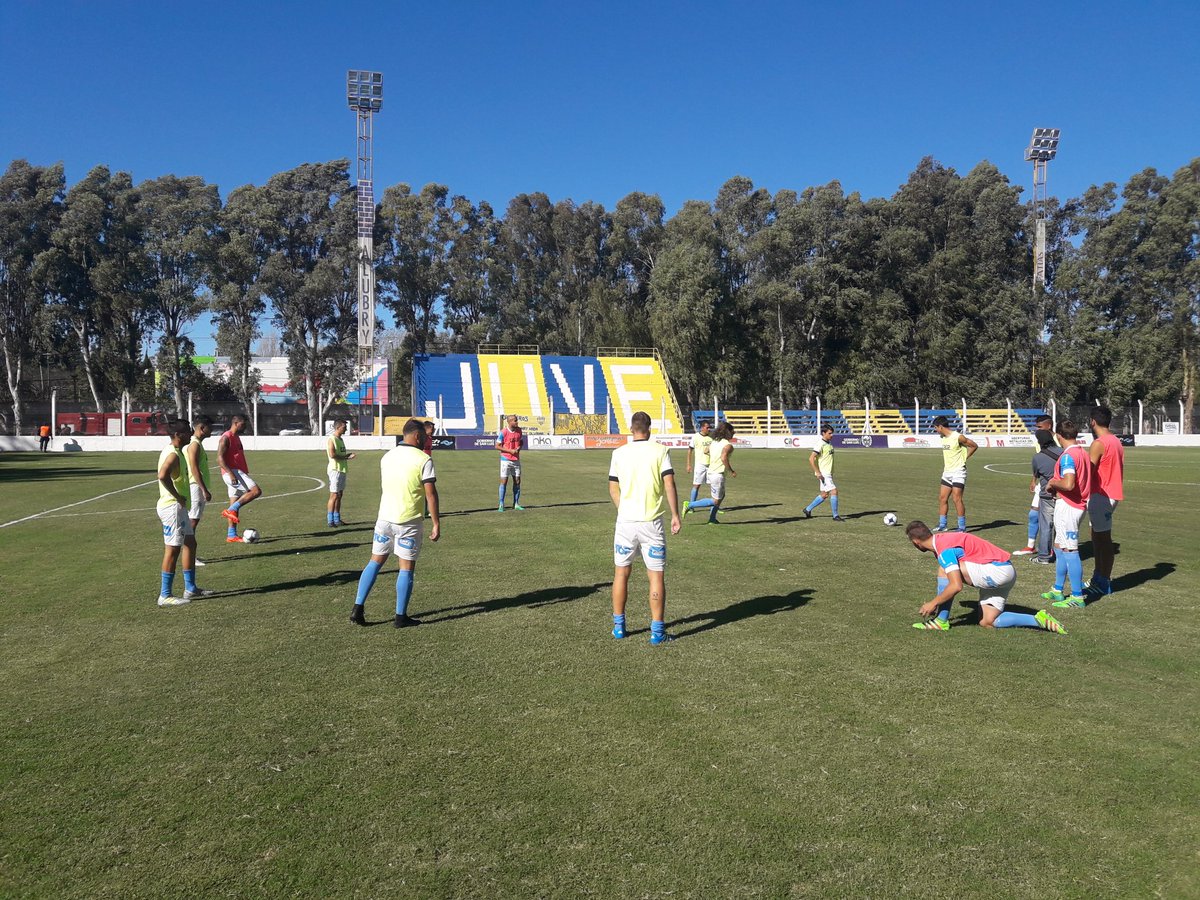 EstudiantesRio4's tweet photo. 🏆 #FederalA #PentagonalFinal #FechaCuatro
⏰ En minutos comienza
⚽ #JuventudUnida vs  #Estudiantes 
👤 Alejandro Arco
#DaleLaE #SoyCeleste https://t.co/xjpDl6xm7i