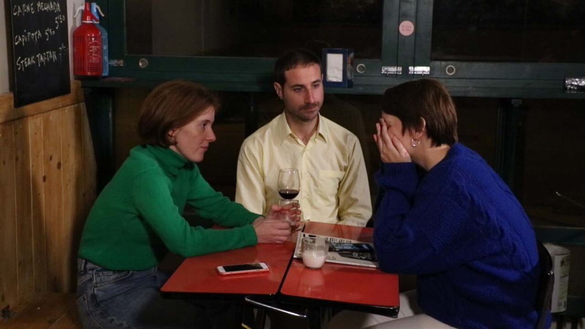 Marina Laboreo (@marinalaboreo) on Twitter photo Fa dos anys vaig descobrir el cine de Marc Ferrer al <a href="/dafilmfestival/">D'A Festival Cinema Barcelona 2025</a>. Aquest any estrena <a href="/puta_y_amada/">Puta y Amada</a>, que avui hem vist al <a href="/cinesaintandre/">cine.saint.andre</a> de París: feta entre amics, amb baix pressupost i esperit nouvelle vague! Fa dos anys vaig descobrir el cine de Marc Ferrer al <a href="/dafilmfestival/">D'A Festival Cinema Barcelona 2025</a>. Aquest any estrena <a href="/puta_y_amada/">Puta y Amada</a>, que avui hem vist al <a href="/cinesaintandre/">cine.saint.andre</a> de París: feta entre amics, amb baix pressupost i esperit nouvelle vague!
