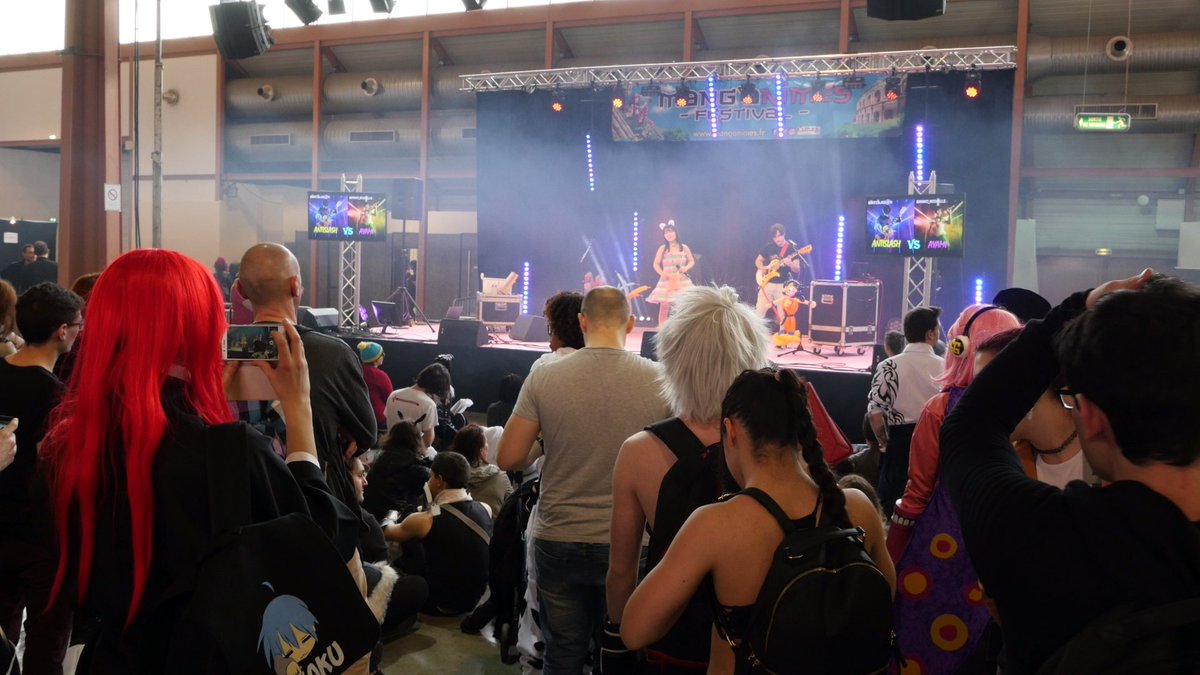 Antislash_FR's tweet photo. Hey Nimes ! Merci pour votre accueil sur la grande scène de @manganimes30  !
Vous avez été nombreux à venir voir notre concert avec @ayami_michelle :) On a bien rigolé tous ensemble! Mention spéciale à @Mi0une  et @iamshindell qui ont veillé sur nous tout le weekend :p https://t.co/FiZDOjCbAb