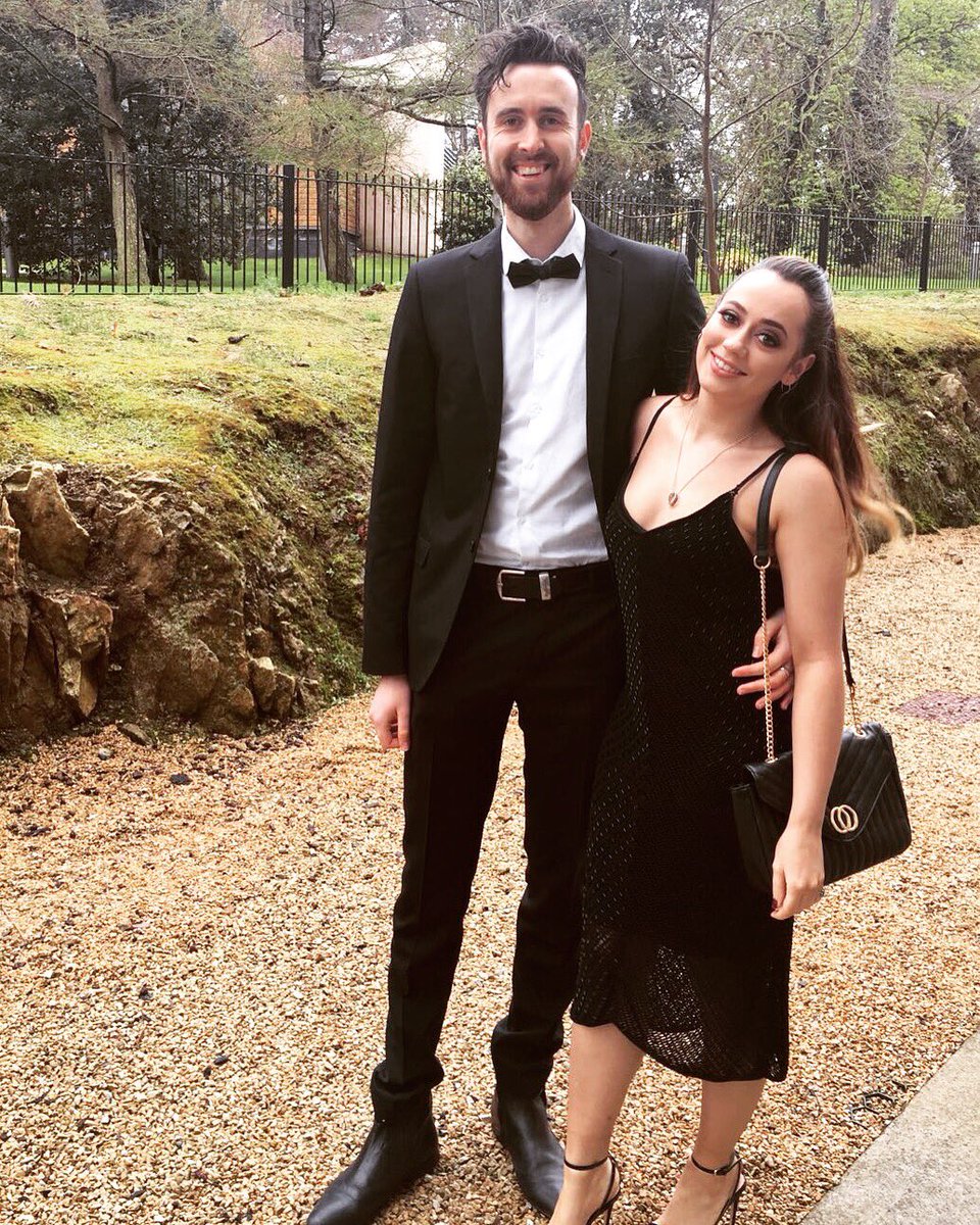 SazzyClay's tweet image. Can you believe I got @Nathan_TallMan out on a Sunday night? #ImageBob18 🍸