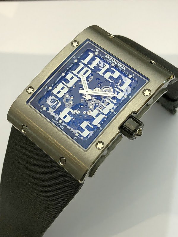 PuristSPro's tweet photo. Hands on review of the #RichardMille #RM016
https://t.co/lesQ2nva61 #RM028 #RM033 https://t.co/UUwYXoirqH