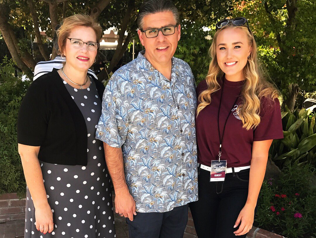 KristinSimons1's tweet image. The KFSR 90.7 Jazz &amp;amp; Wine festival was a success! 🎶🍷Thank you President @JosephICastro and all the donors✨ @Fresno_State @907KFSR  #PRDogs #MCJ #WeAreMCJ #FresnoState