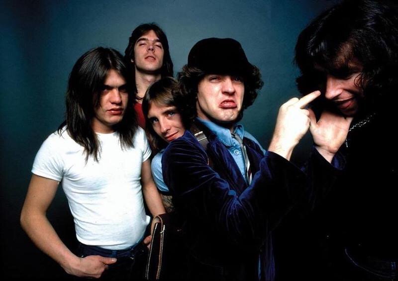 crockpics's tweet photo. Alternate version of ACDC’s Highway To Hell cover that was not chosen, 1979 https://t.co/afX3FKkynN