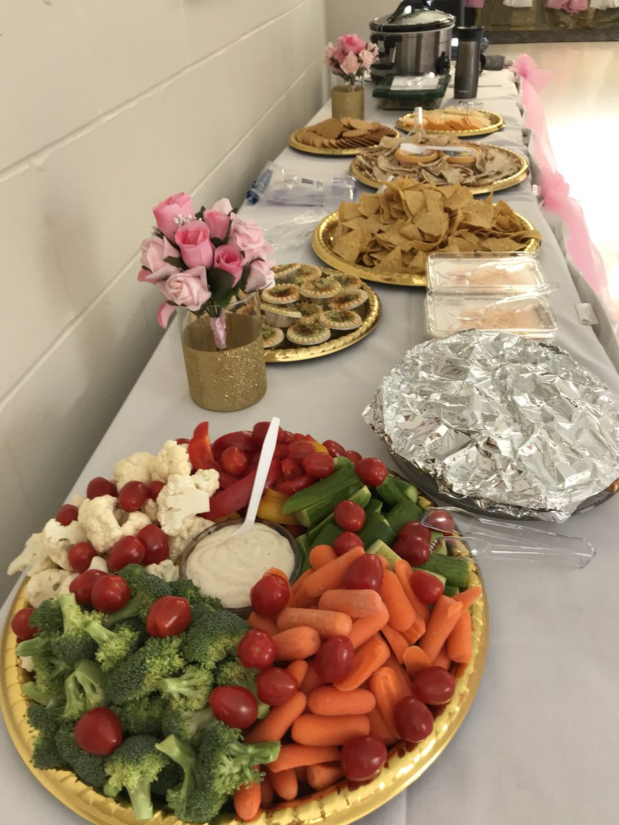 jaydeeeventscda's tweet photo. A banquet fit for a princess or in this case @OttawaCappies critics! Had fun helping with @merivalehs Cappies Luncheon this past weekend https://t.co/OW4WE3rRVK