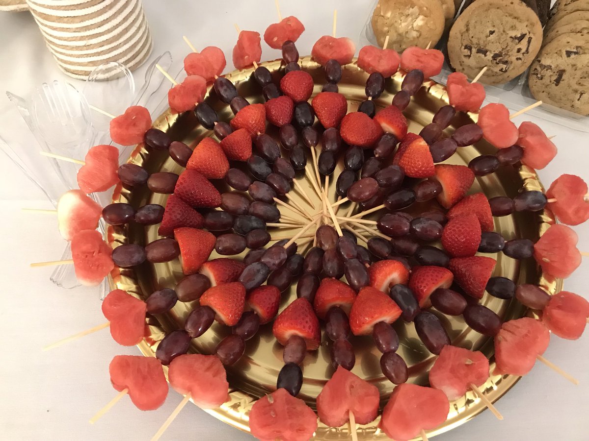 jaydeeeventscda's tweet photo. A banquet fit for a princess or in this case @OttawaCappies critics! Had fun helping with @merivalehs Cappies Luncheon this past weekend https://t.co/OW4WE3rRVK