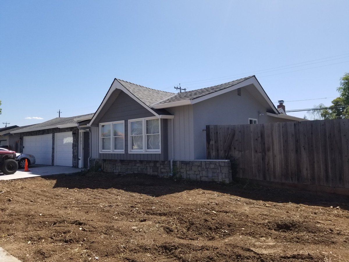 BayAreaRealEst's tweet photo. Off market opportunity in the hottest real estate market on earth! Big duplex on corner lot in San Jose, CA.  $1.25M. #cashflow we accept #bitcoin #crypto #realestate #siliconvalley https://t.co/Ab9zMt7M8T